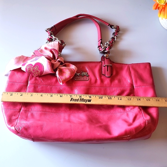 COACH, Beautiful Pink 💗 Hobo  Purse/Bag with matching checkbook wallet. - Picture 11 of 16